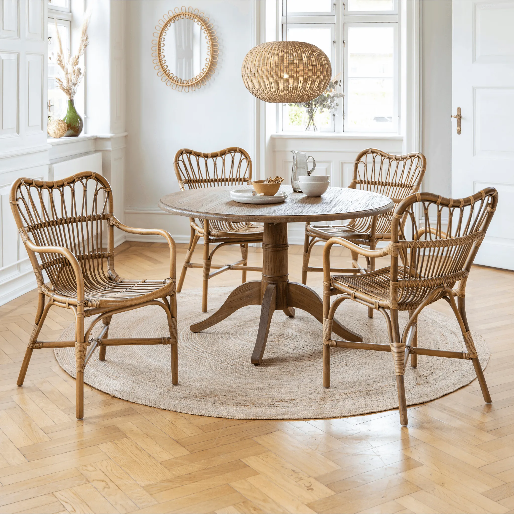 47" Round Teak Dining Table