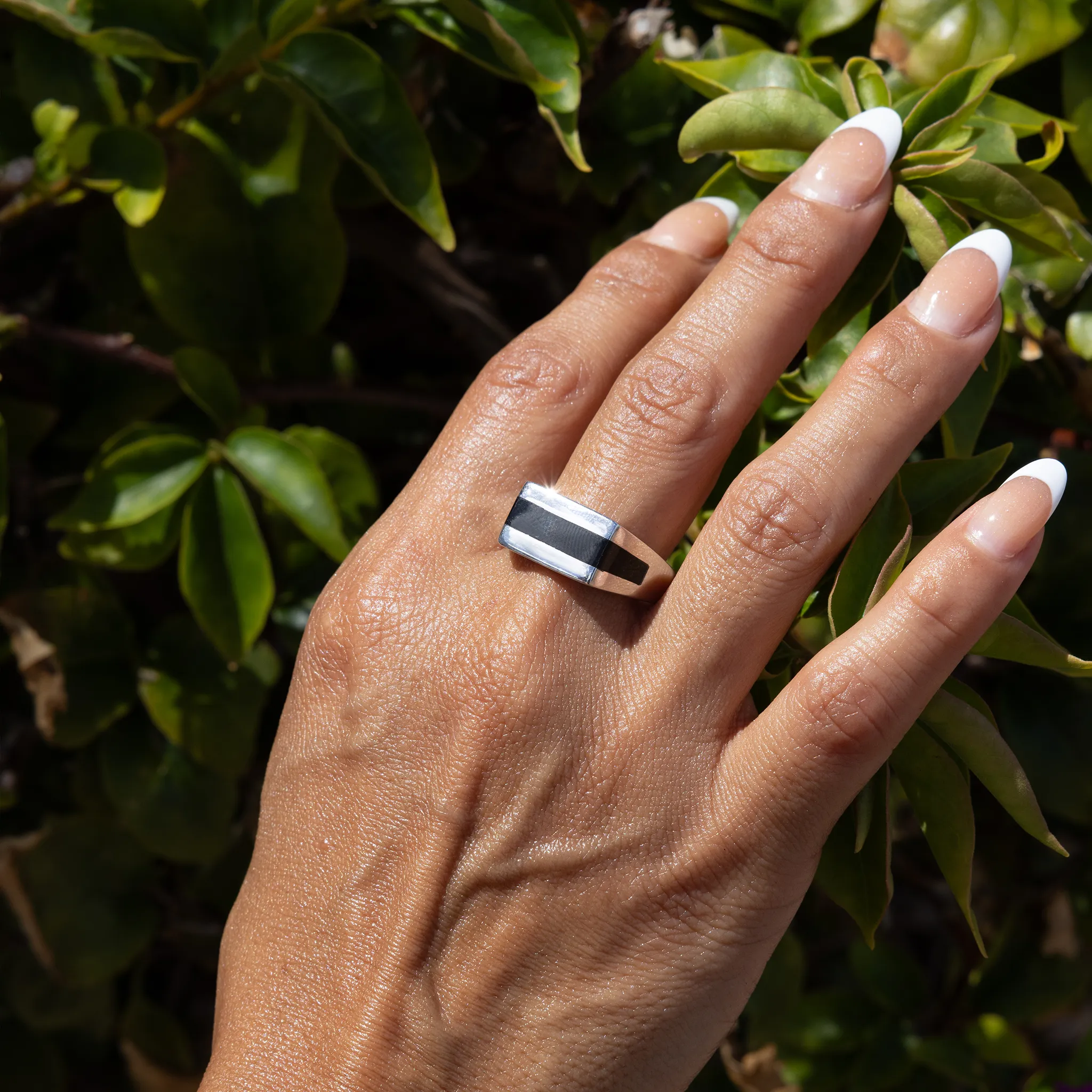 Black Coral Ring in Sterling Silver - 9.5mm