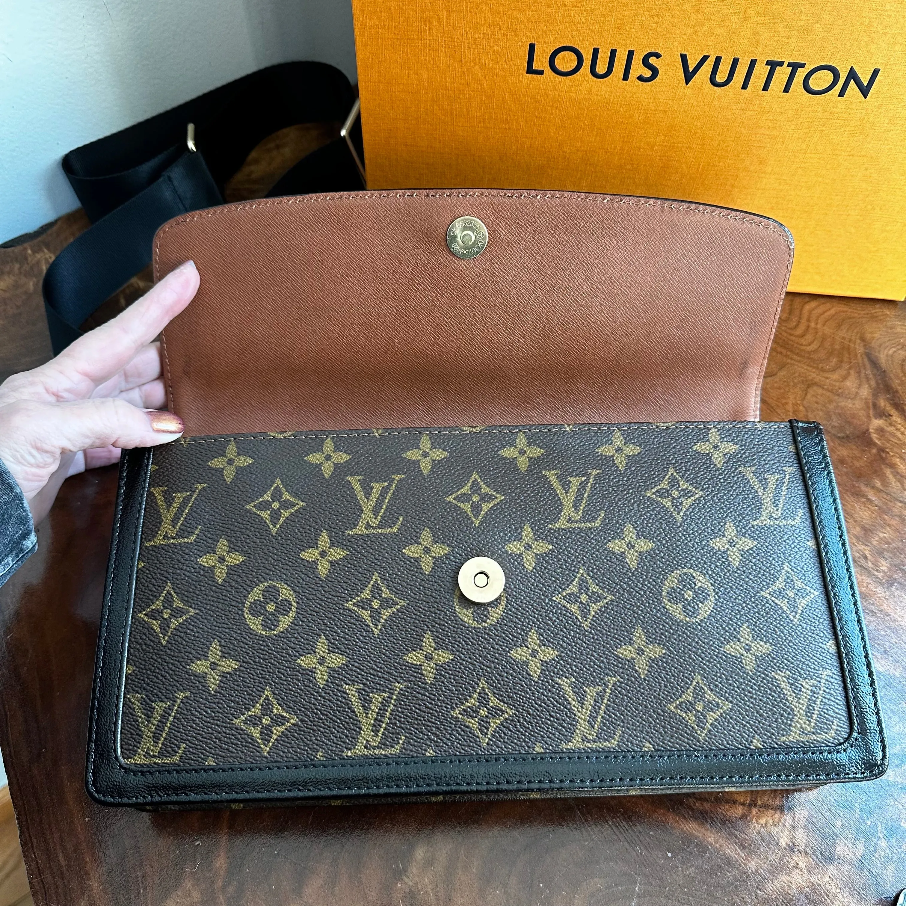 The Crane - Vintage Monogram LV Crossbody Bag in Black