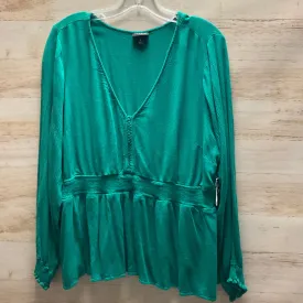 Top Long Sleeve By Torrid In Green, Size: Xxxl